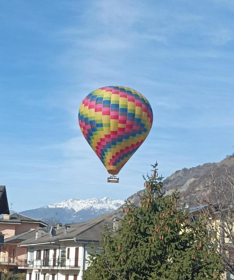 A Casa Di Vera - Vivi La Tua Valle D'Aosta 努斯 外观 照片