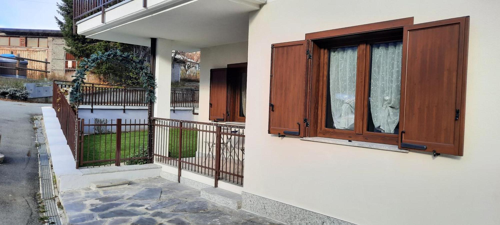 A Casa Di Vera - Vivi La Tua Valle D'Aosta 努斯 外观 照片